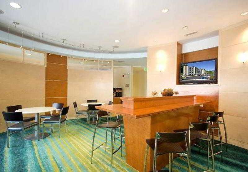 สปริงฮิลล์ สวีท วินสตัน ซาเลม ฮันส์ มอลล์ Hotel ร้านอาหาร รูปภาพ
